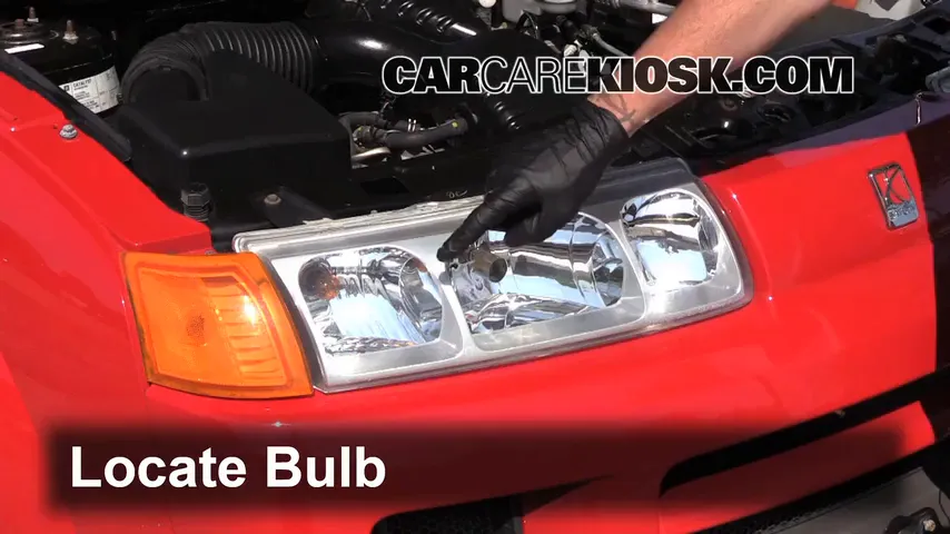 2005 Saturn Vue 2.2L 4 Cyl. Lights Parking Light (replace bulb)